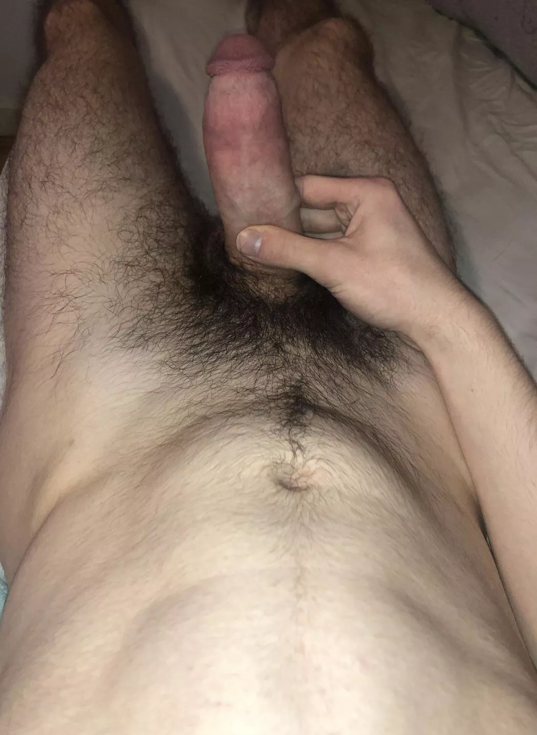 18 year old with a 8inch hairy cock looking to cum on live with other verbal fit masc jocks twinks and bros. Hmu with pic or vid only @aidanmans22