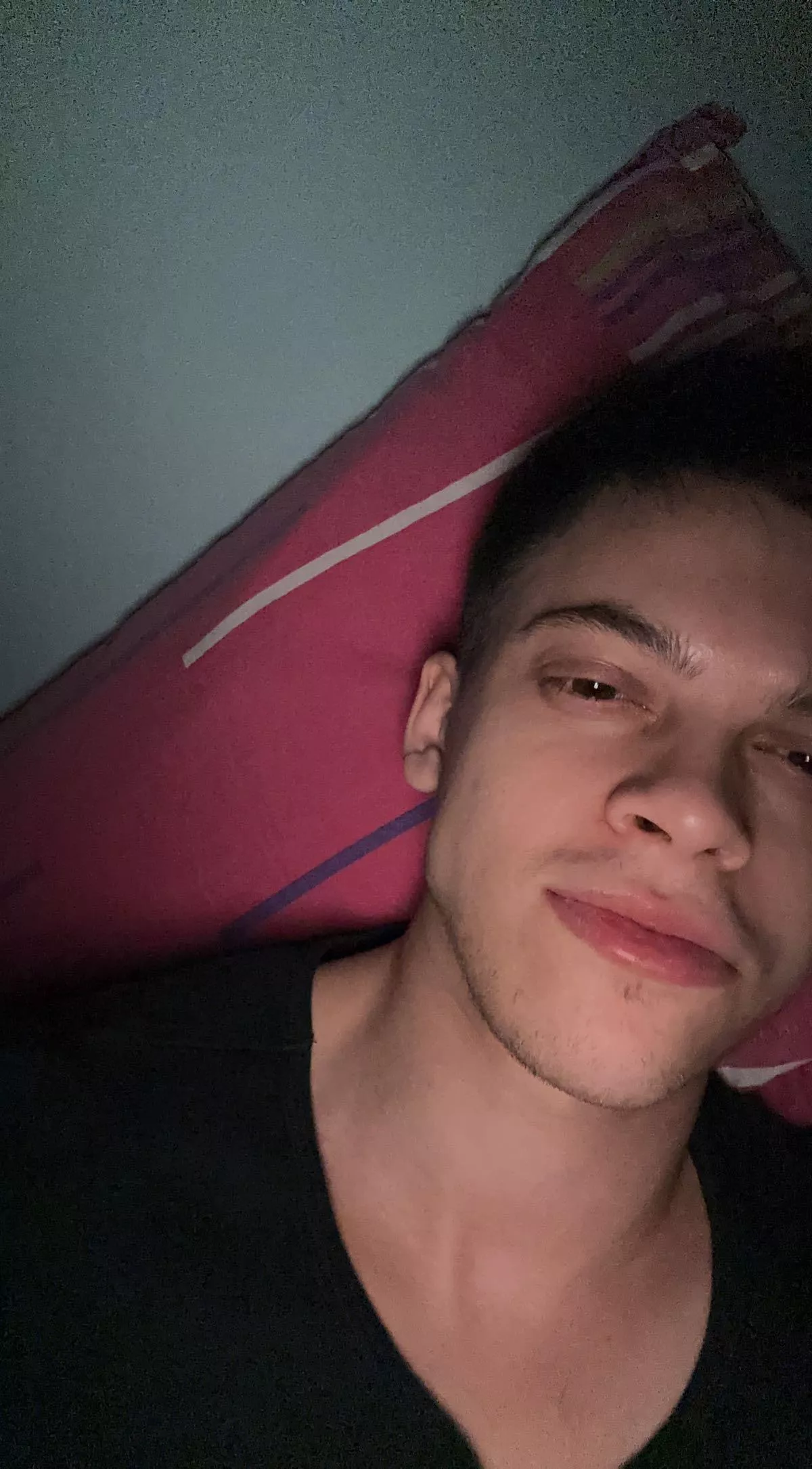 21 bored and alone at home. Snap me. Jnscot