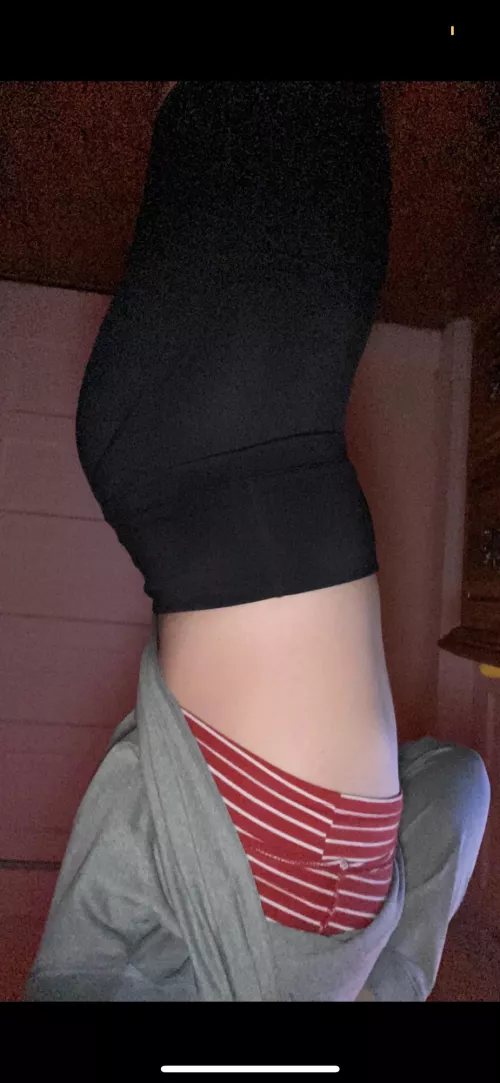 21 Just hope this post at least grabs one of yall’s attention. Chanmills2022