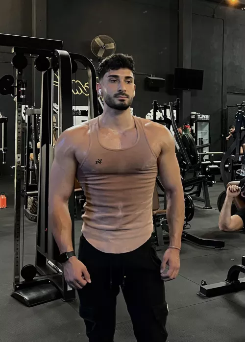 [23] all sweaty, hope you don’t mind 😉