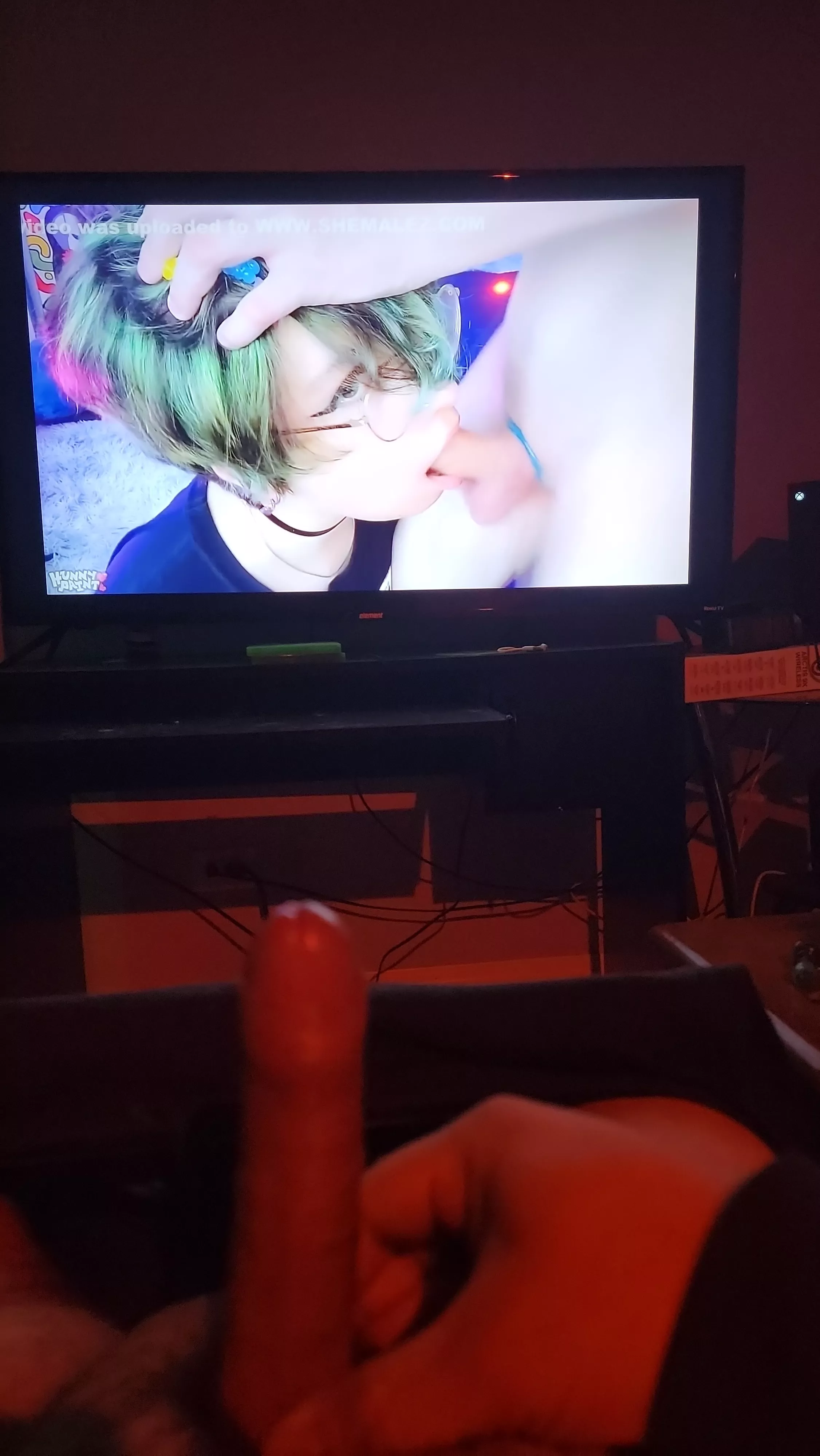 25 year old loves trans and femboys