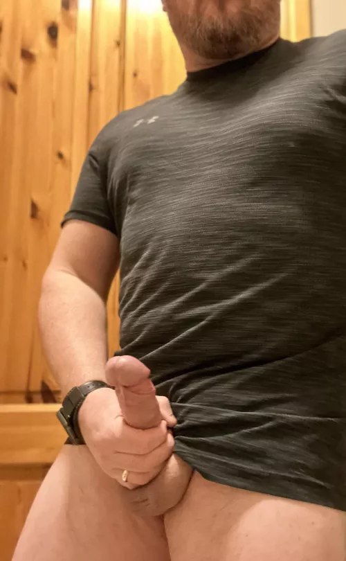 [51] Full balls enjoying the ladies of Reddit