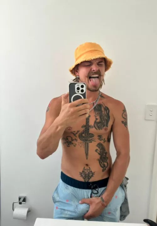 Am I fucking your pussy doggystyle or Missionary??