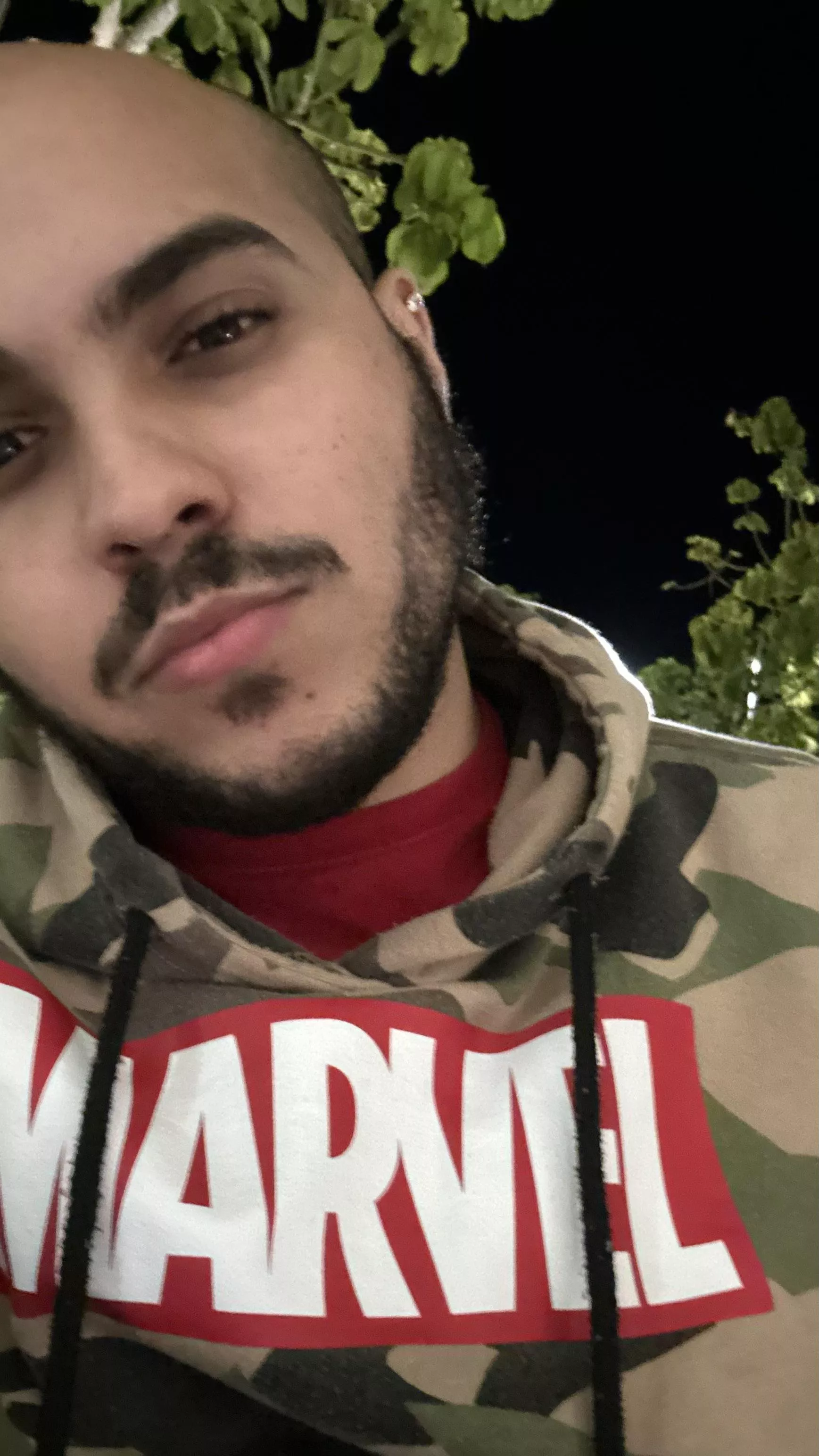 Anyone down to play? Over watch, mw2, destiny (Xbox here)