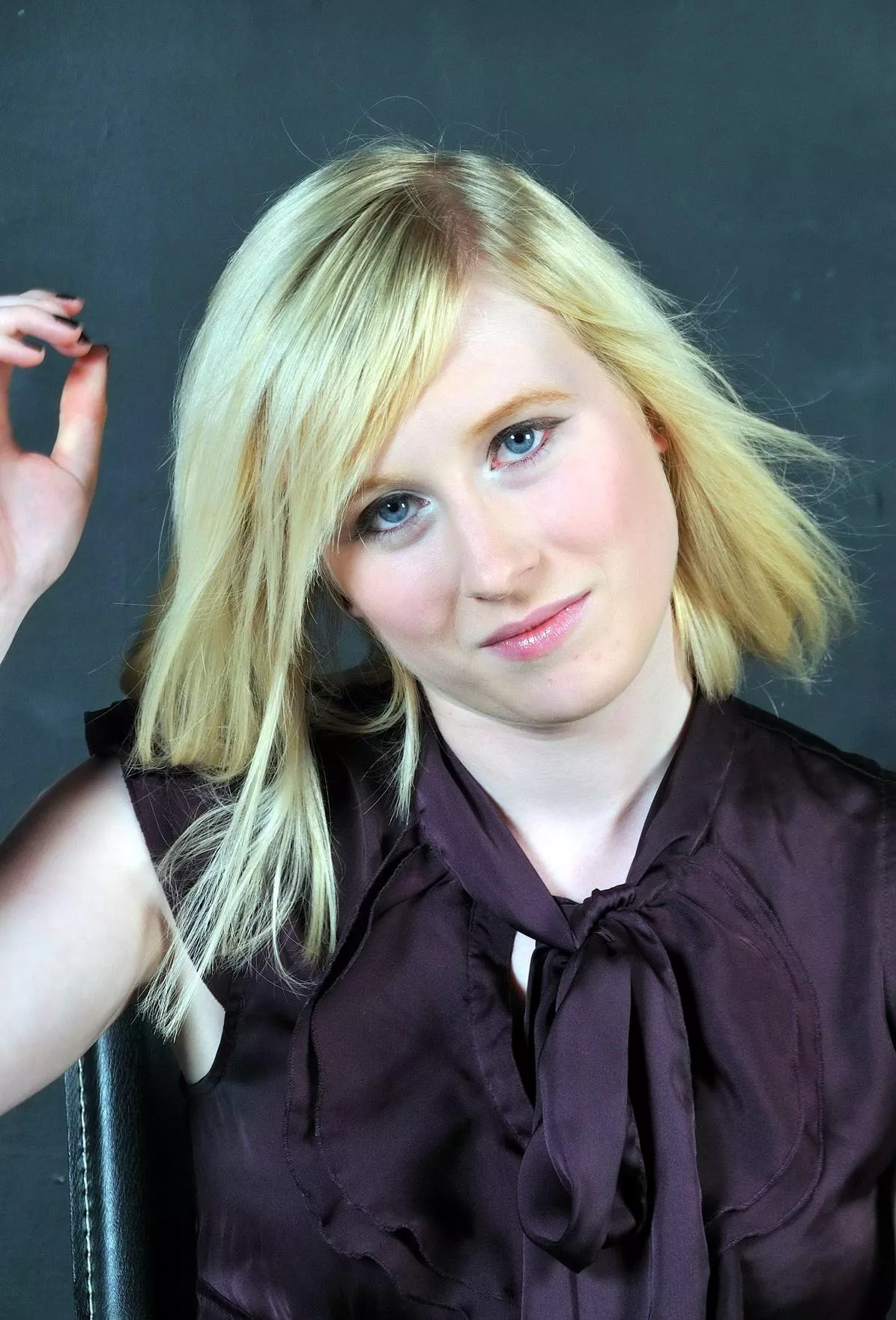 Beautiful Satine Spark...