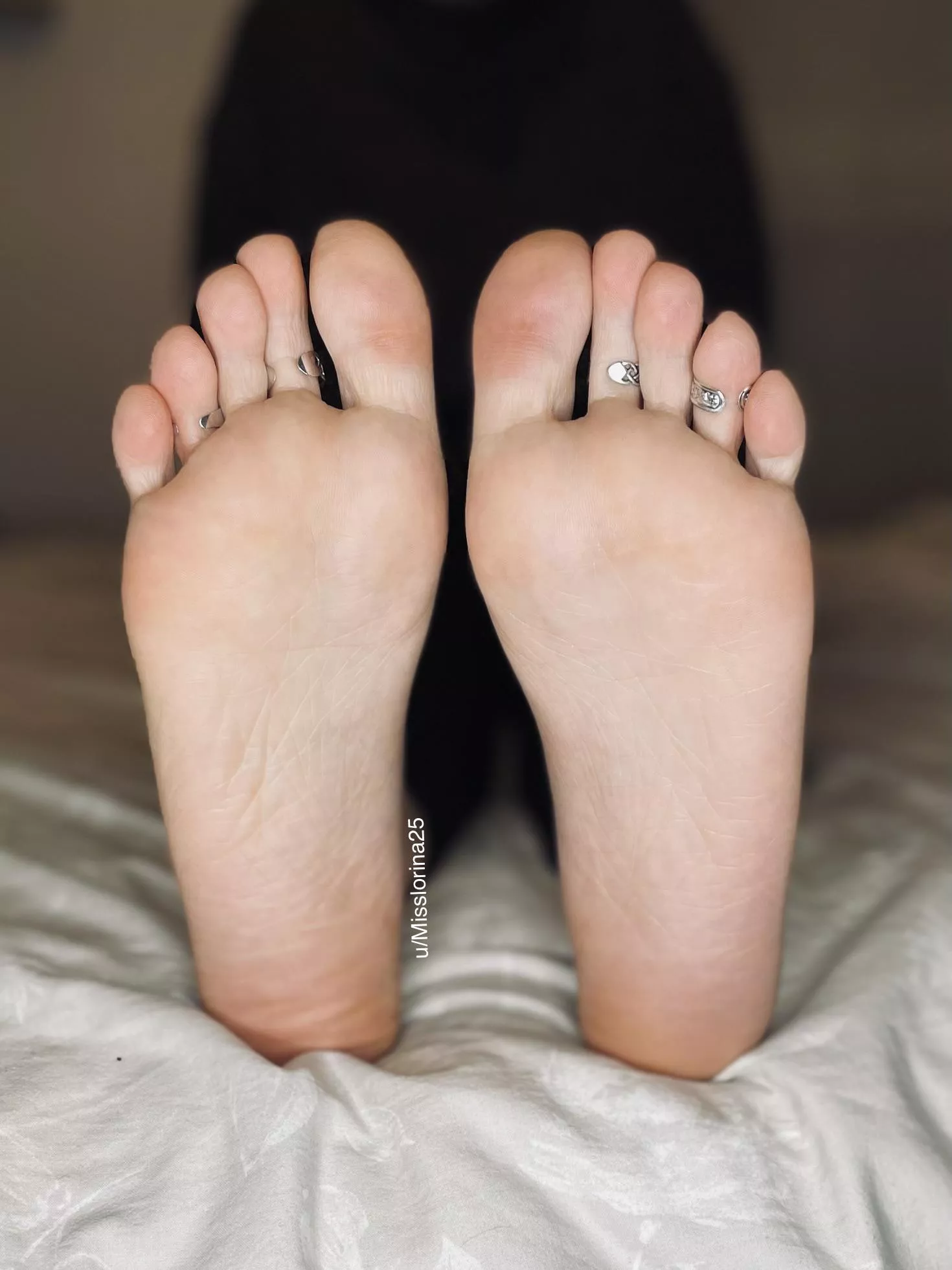 Can I rest them in your face ?😏😈