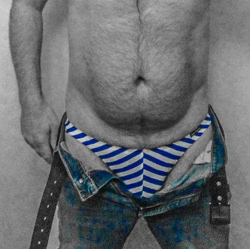 Daddy needs your mouth whenever he unzips