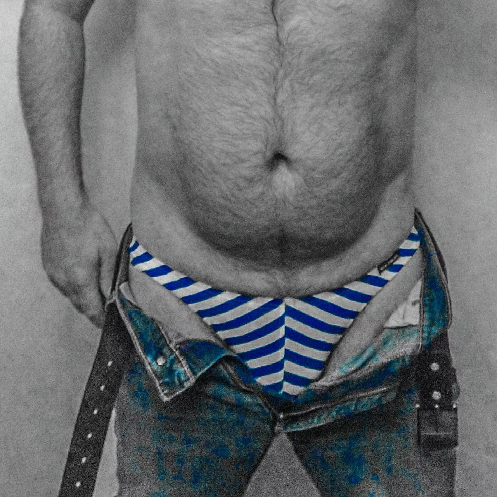 Daddy needs your mouth whenever he unzips