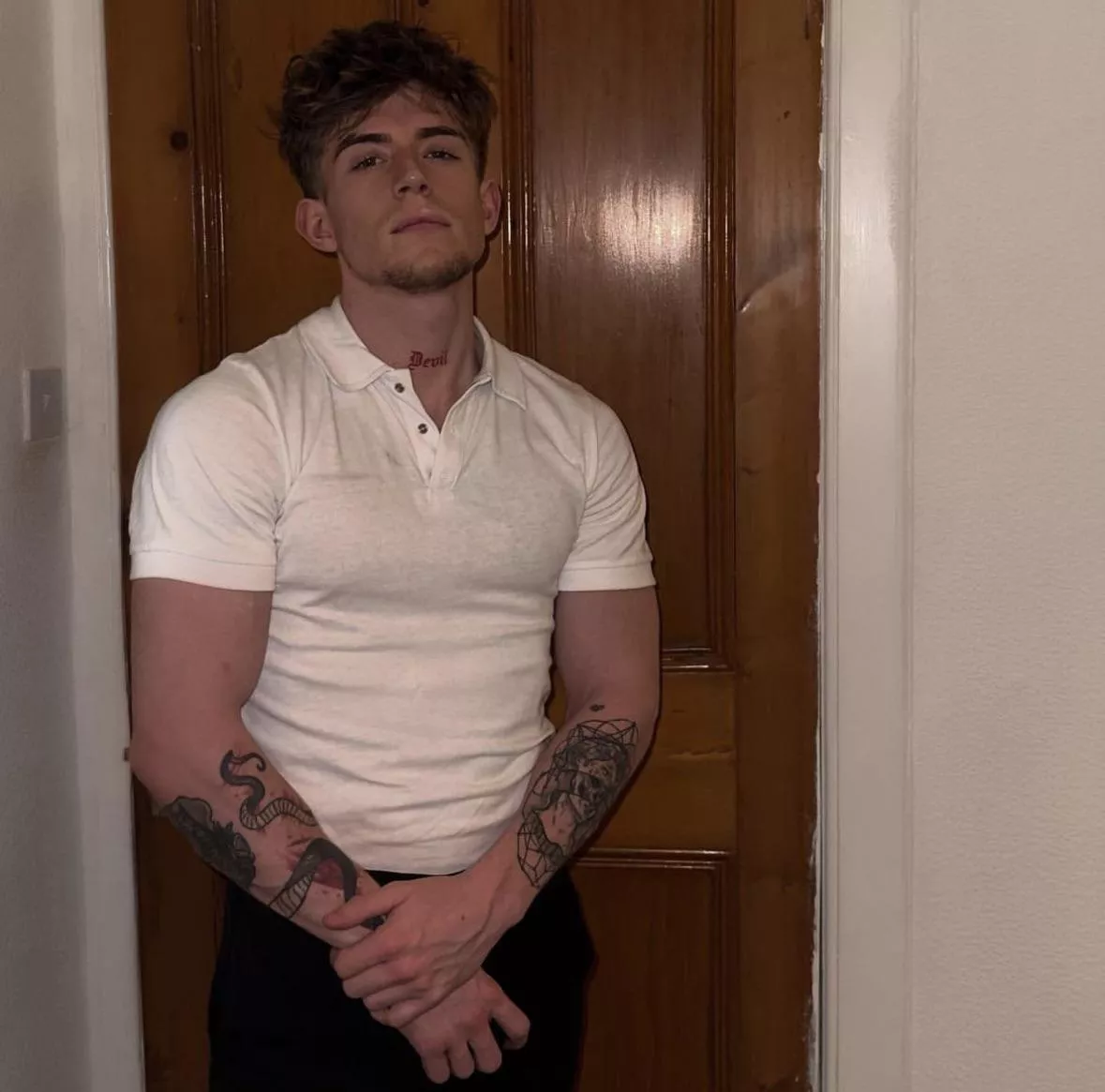 Do I look okay for my first boy date 🤭😭