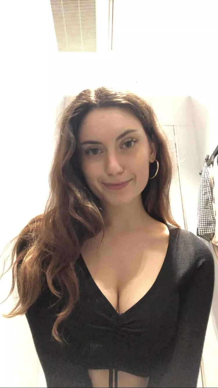 [domme]Arrows up if you’re a sissy boy 👗 ♥️ who’s wants to be Humiliation by mommy.