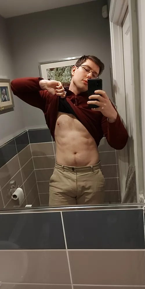 Dressed up and horny. Any ladies up to help?