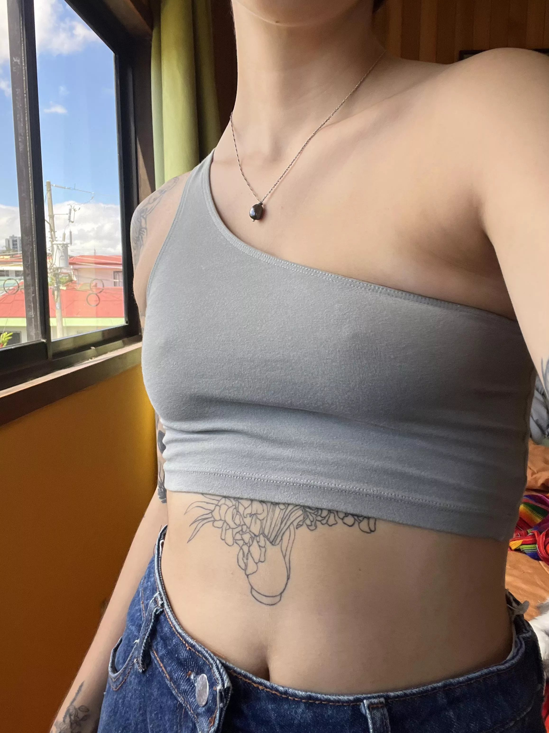 feels so comfy and free