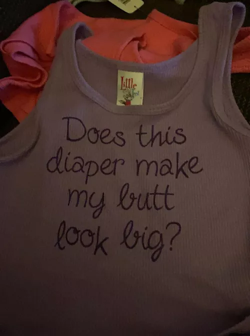 Found this the other day at the dollar store :3