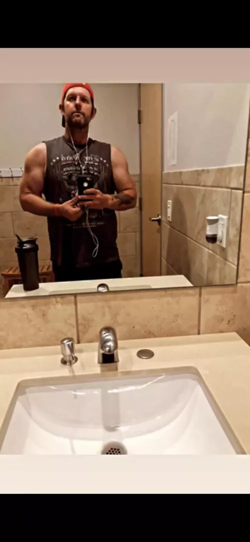 Hope everyone is having a good Wednesday (42)