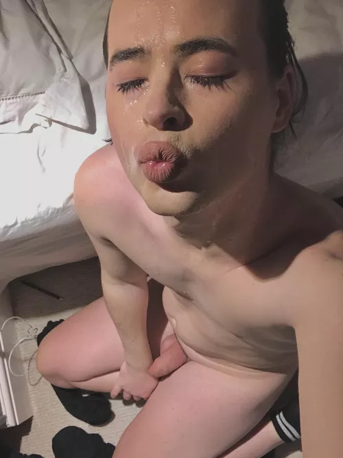 Humiliate me (yes, that is cum dripping down my face 🥵)