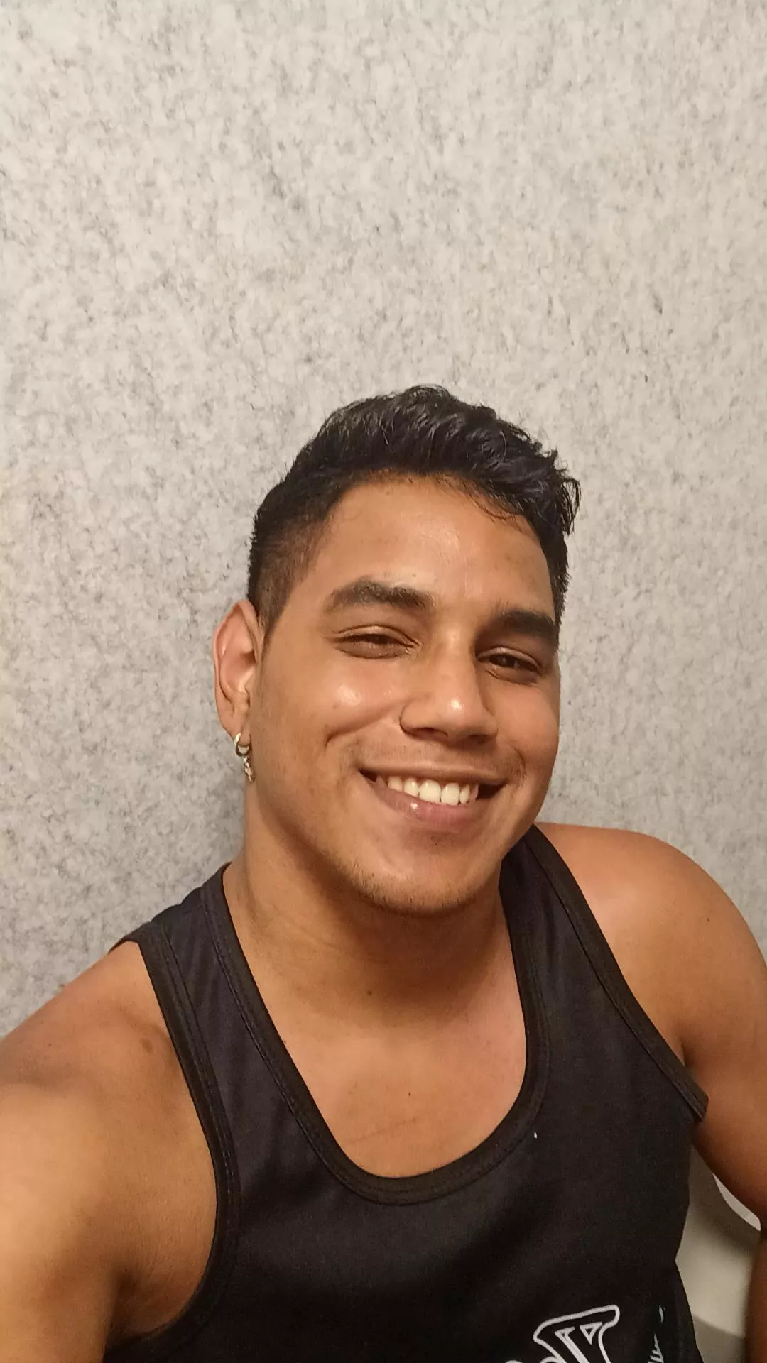 I always want to smile 😁 DMs open