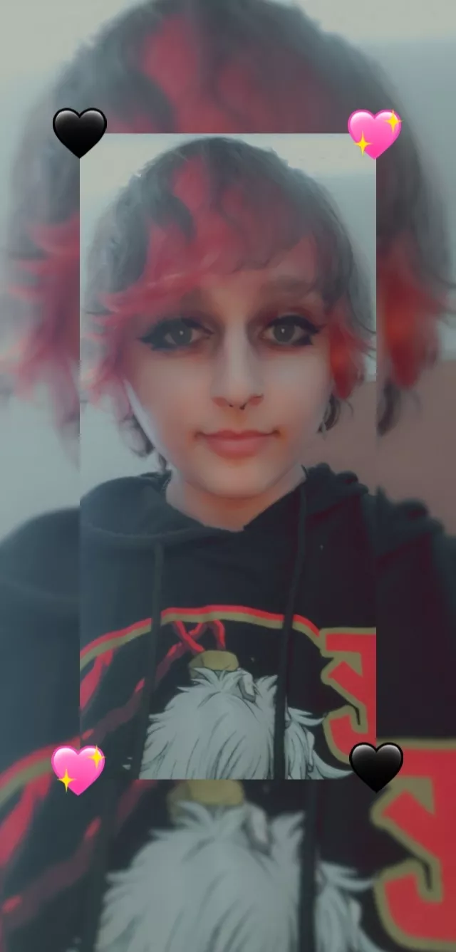 I hope everyone is having a great night 🧡