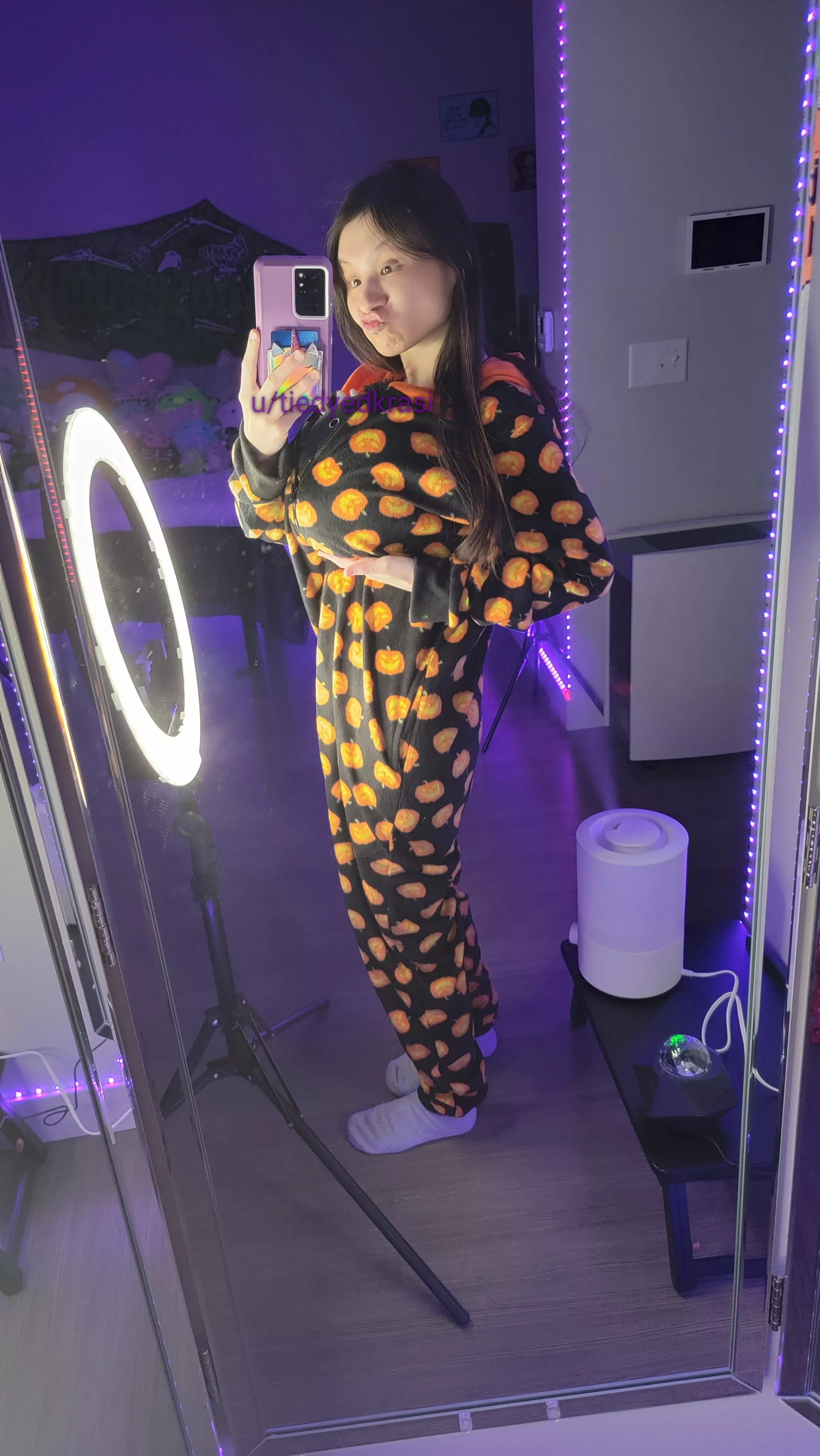 I'll show my humongous boobies i[F] you let me read Goosebumps to you (jk my boobies are small)