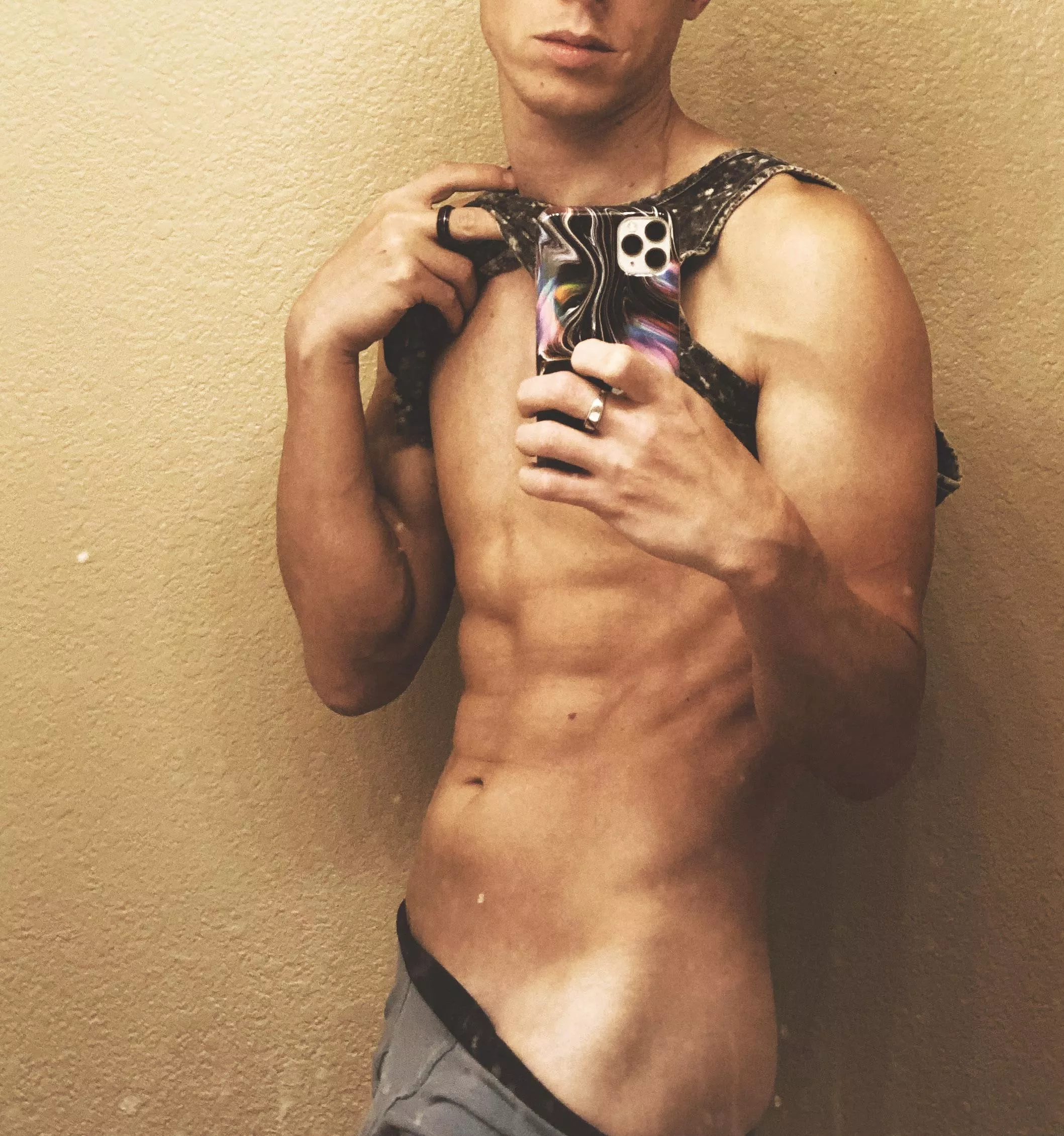 I’m kinda wearing underwear 🙊