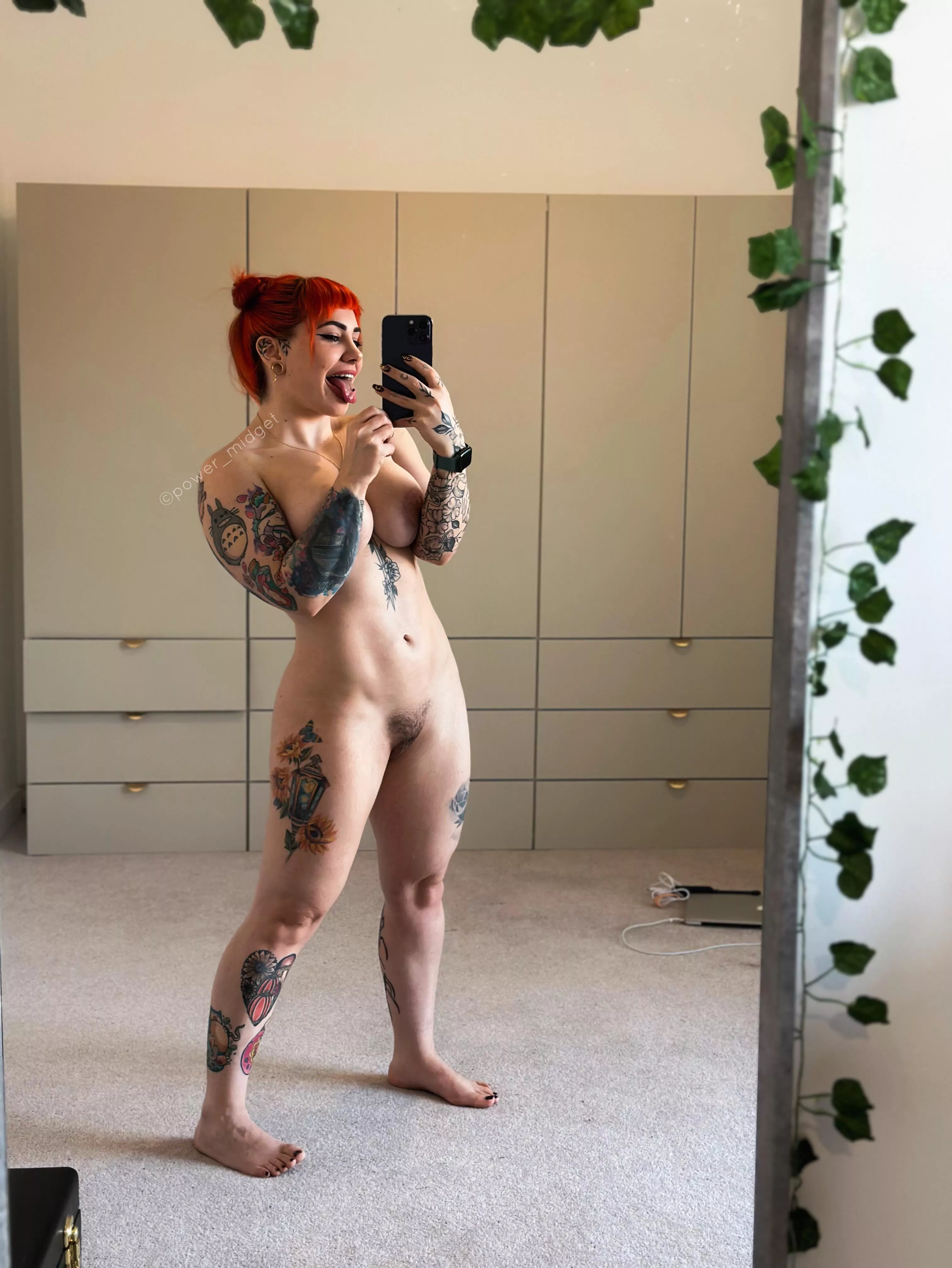 I’m only 144cm tall so I hope you like shorties 😋