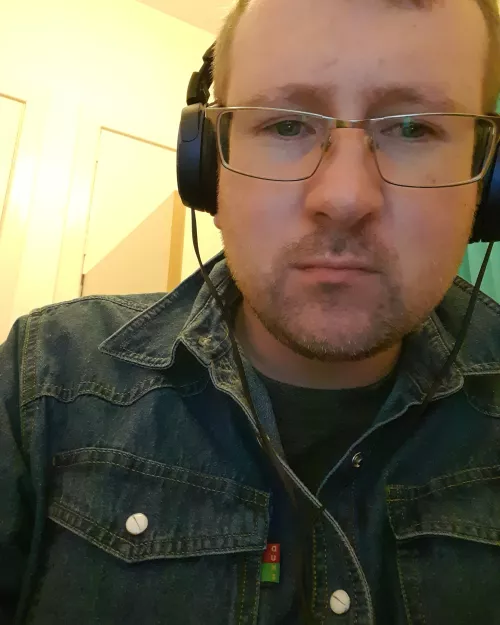 I'm useless at selfies and I've put on weight but hayy