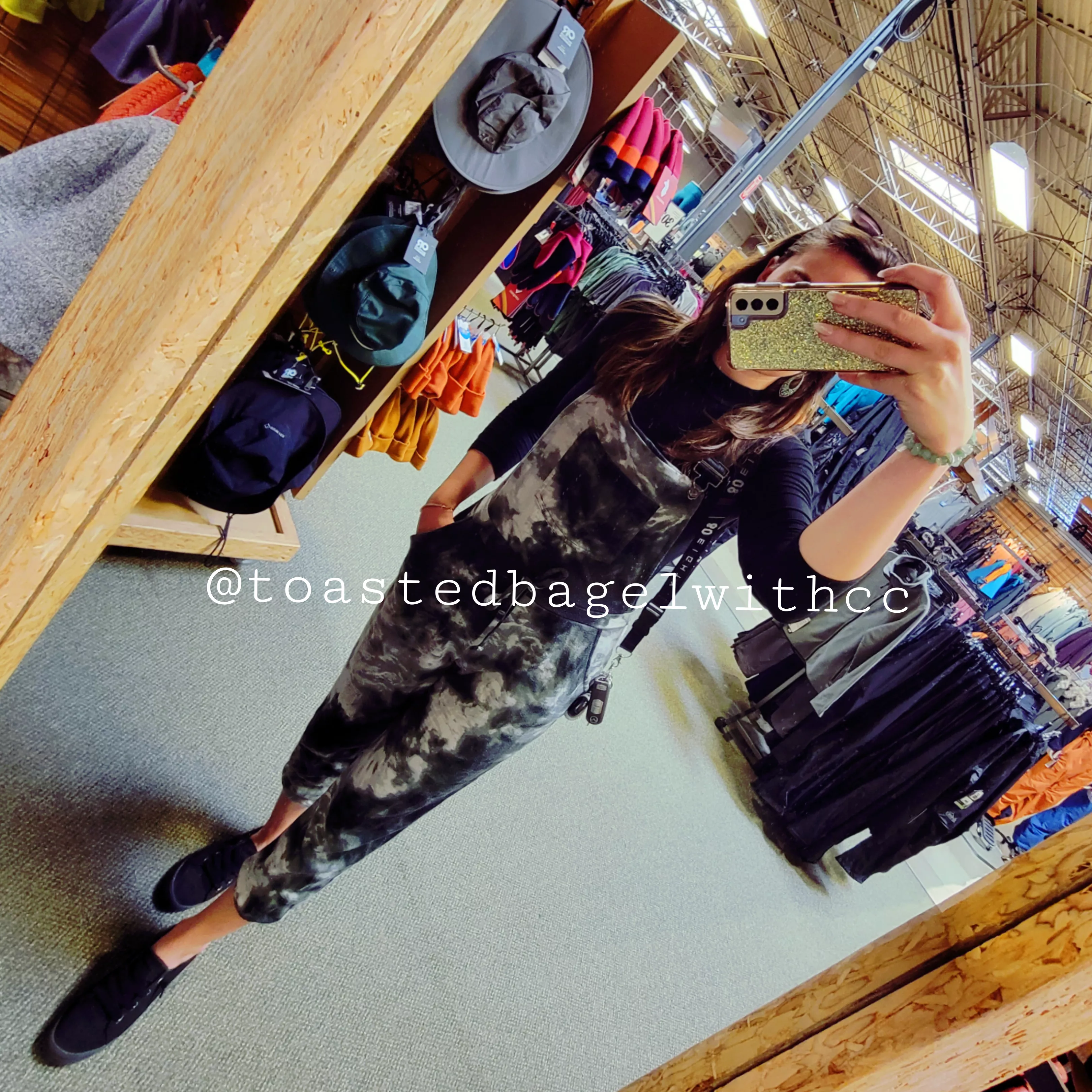 In love with overalls 🖤