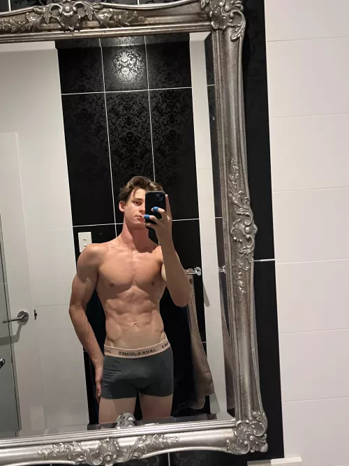 In need of some mommy milkers!