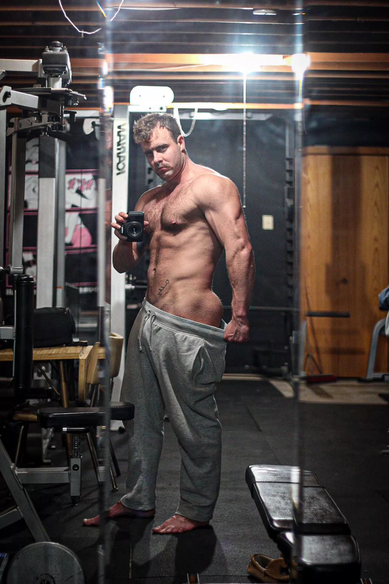 Just a standard gym selfie!