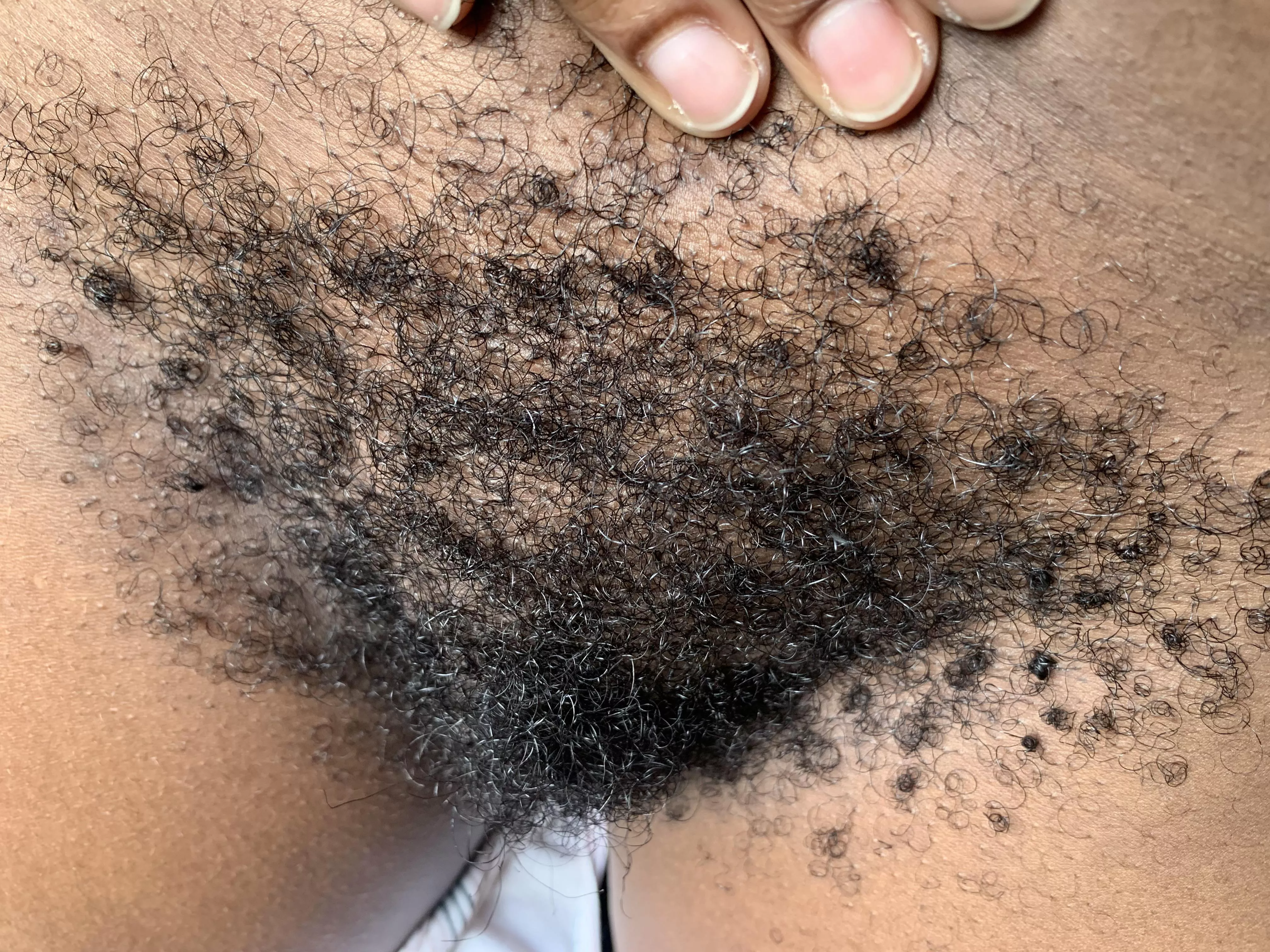 Just got back from the stair master. My bush is sweaty