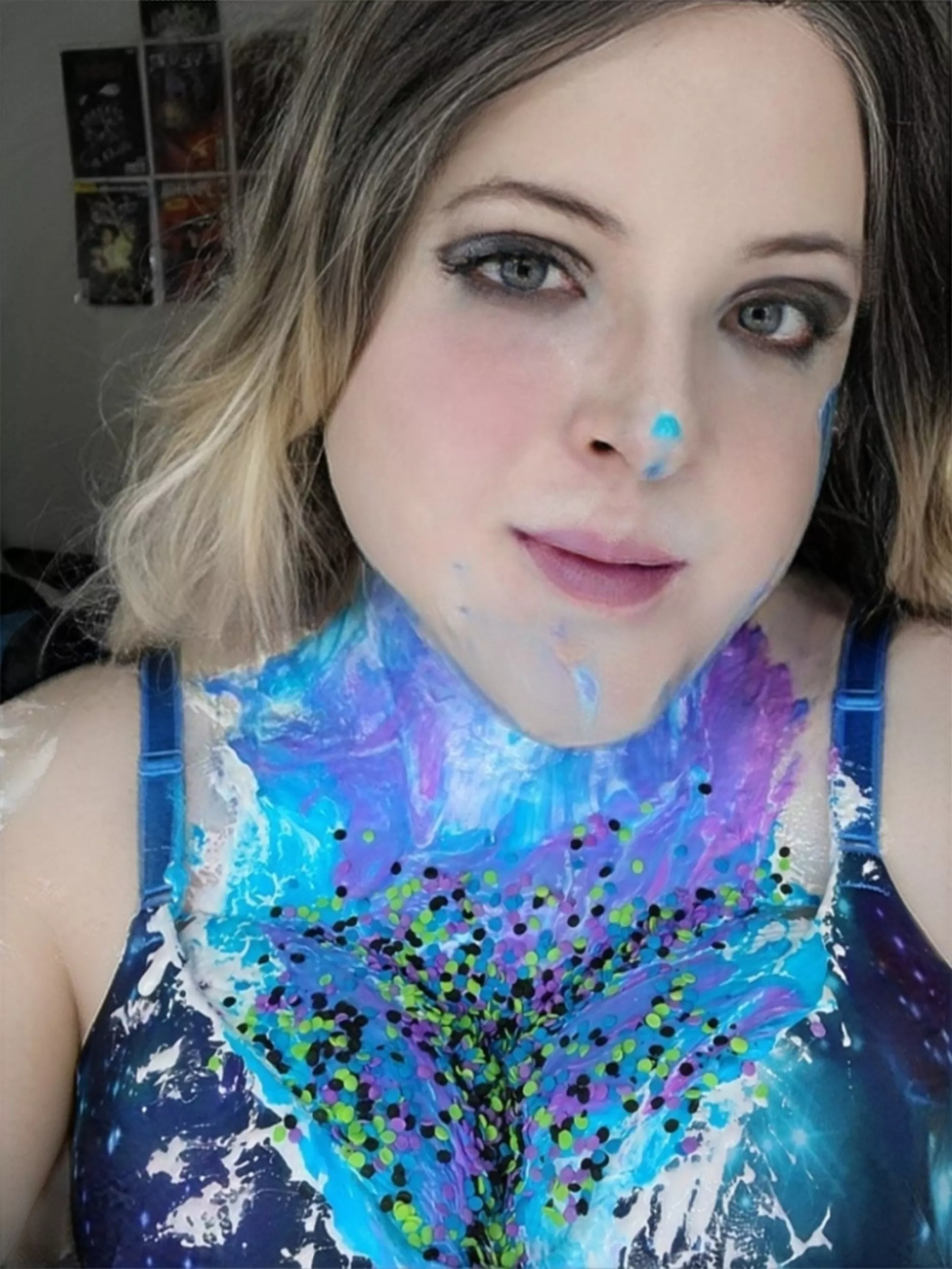 Little late in the day, but happy cake day to mee 💙