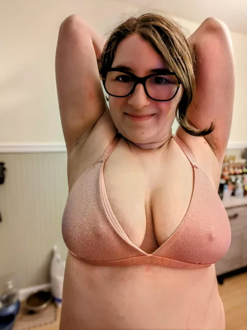My boobs are too big ☺️