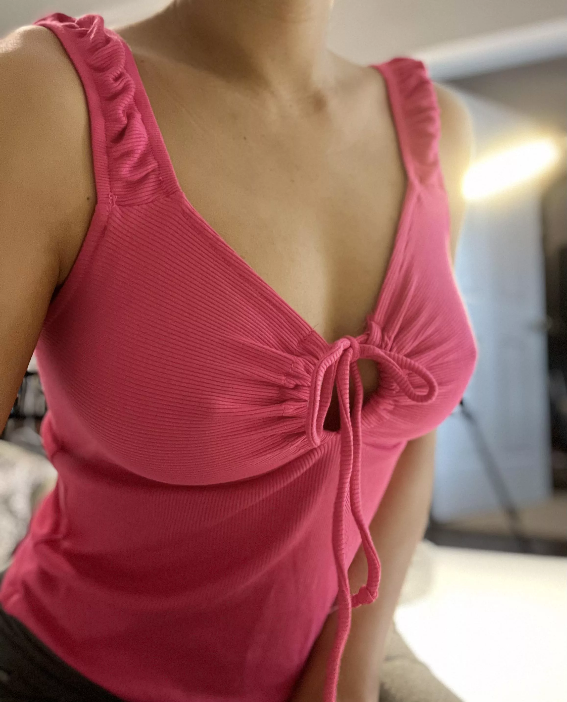 My cute top before I put jacket on.