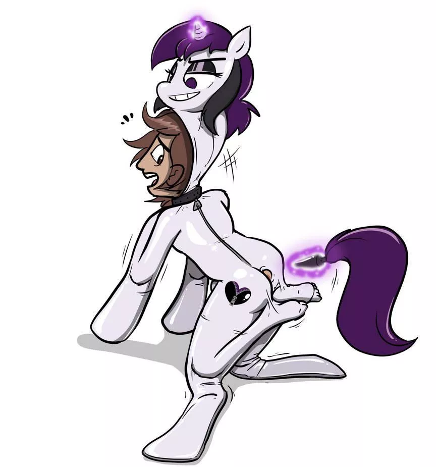 Nicci’s Rubber Ponification - RedFlare500 (M Suiting)