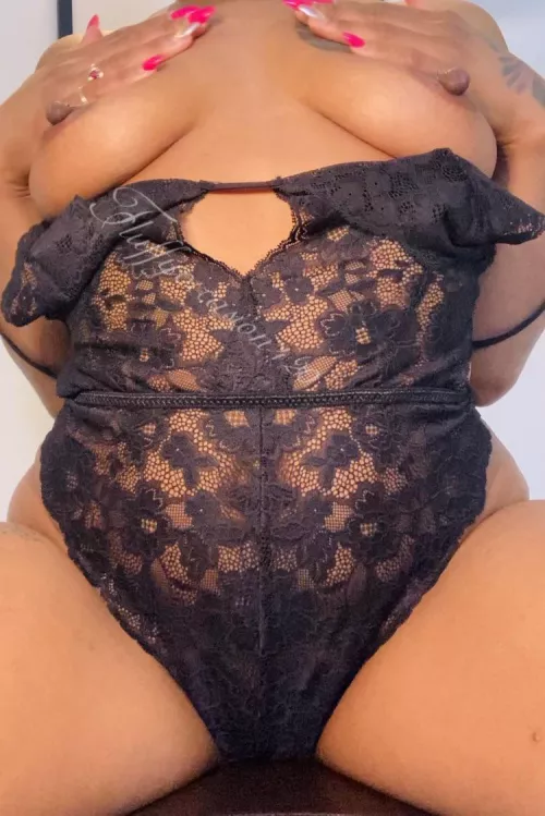 Sending you pics while you’re at work like…