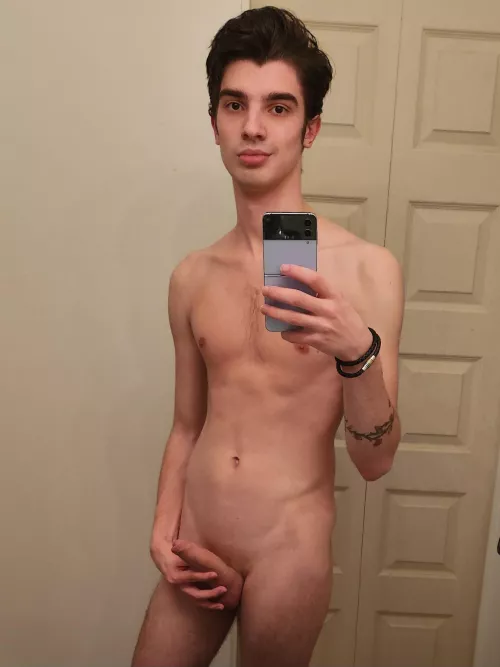 Someone told me I should start an Onlyfan.. Do you agree? 🙈😏