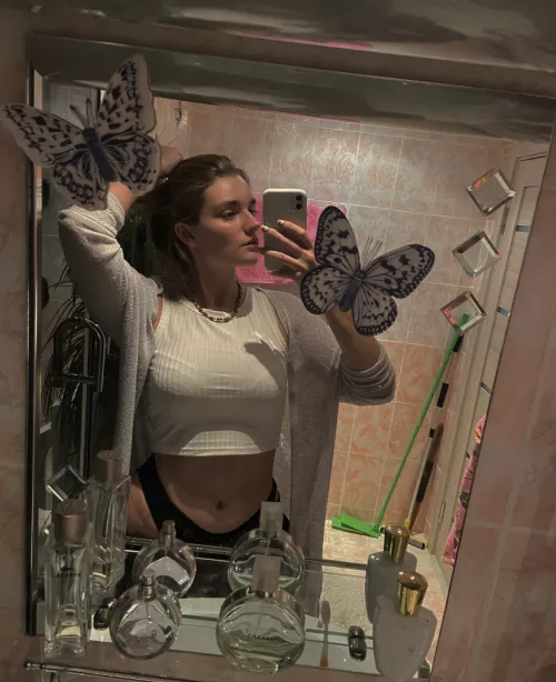 💞 Tell me how to make you mine and I’ll do it 🥰💓