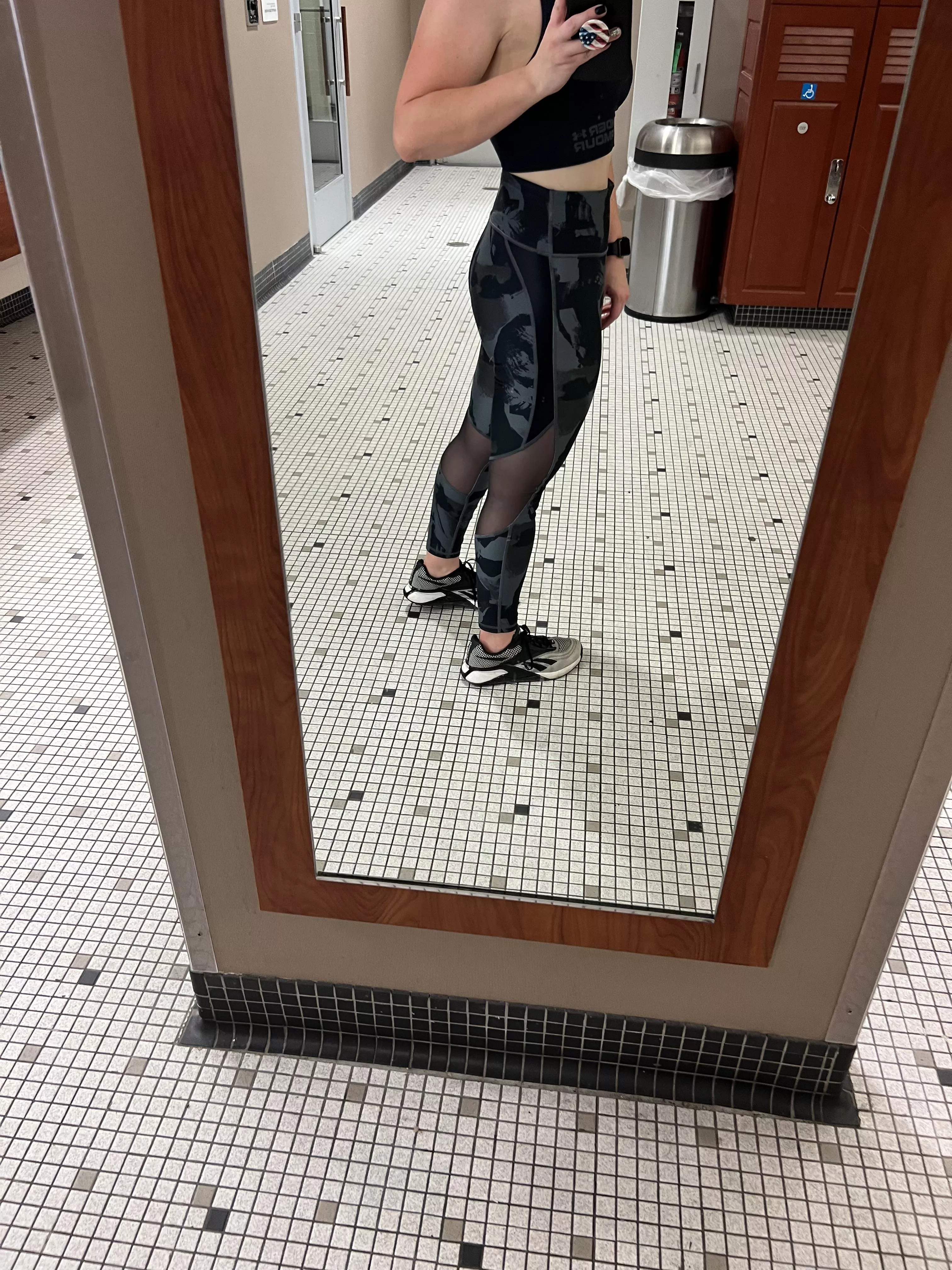 Thick thigh Tuesday- stair climb and calisthenics. 150 squats today