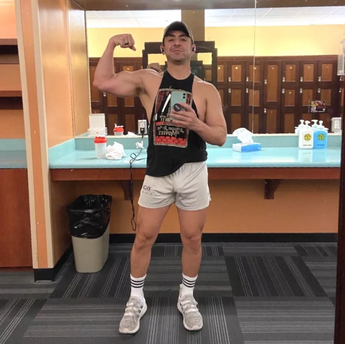 This old dude is turning 45 this month! Working hard and feeling awesome!