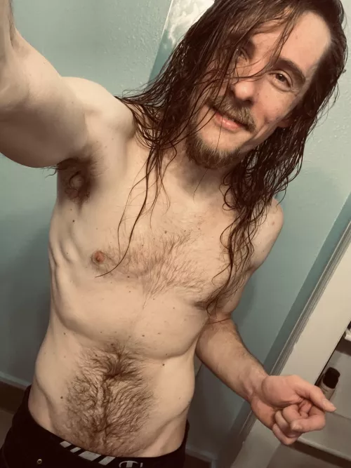 Today I am 3 years sober and feeling good about it 🥳