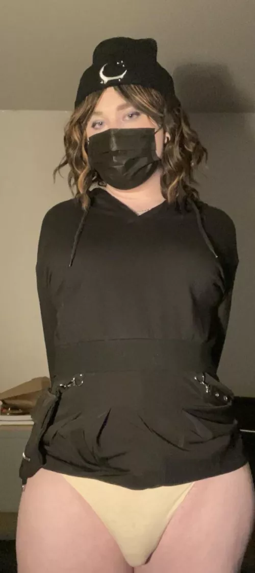 Wanna play with what’s in my bulge