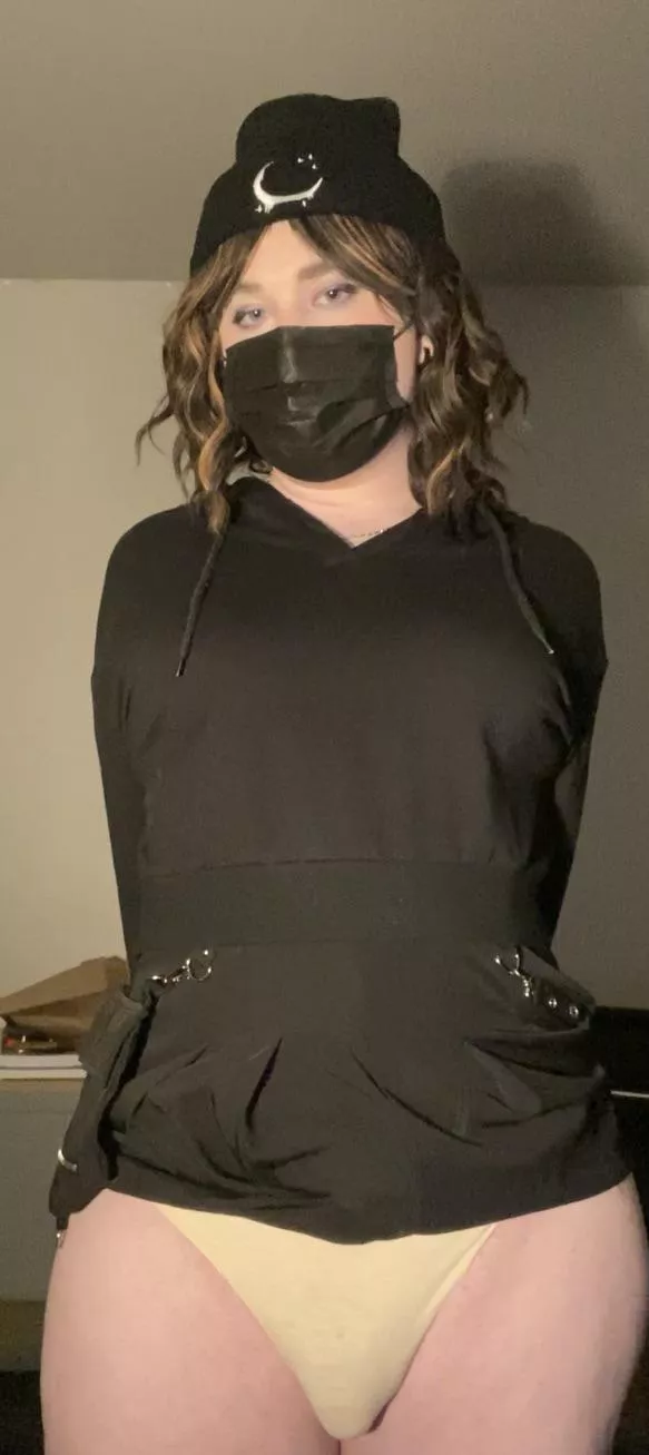 Wanna play with what’s in my bulge