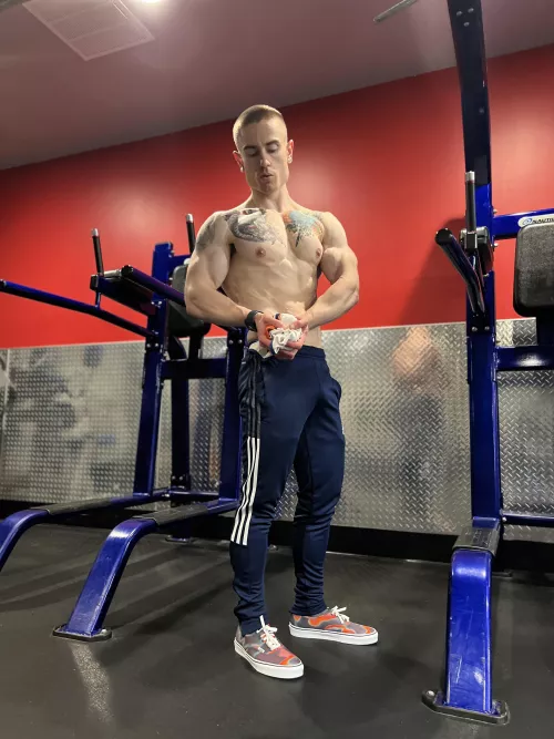 Wanna workout together? [M]