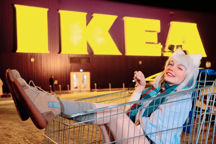 What ever happend to all the sharks at Ikea? Cat Gura cosplay by Murrning_Glow