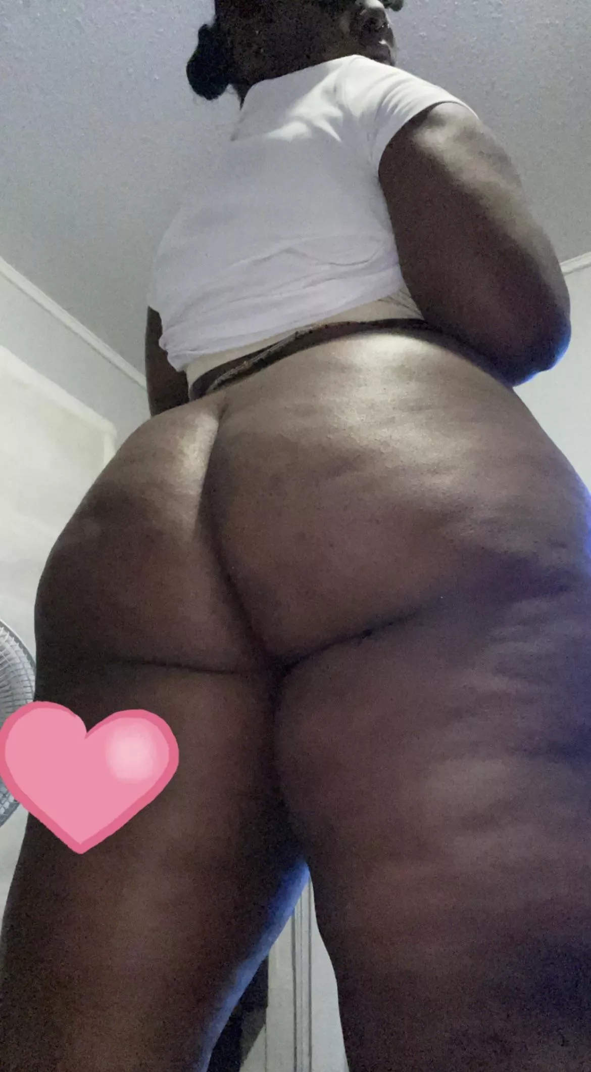 Where are my ebony lovers?