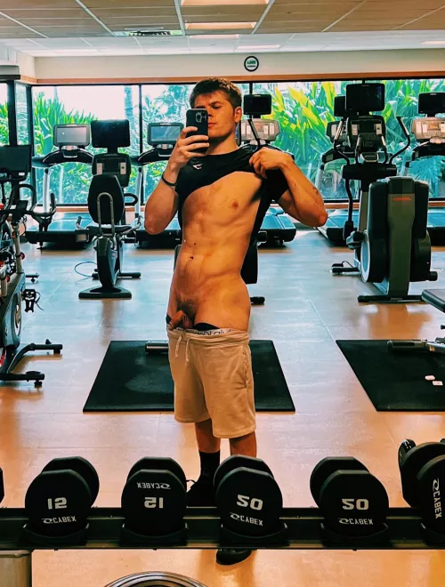 Who wants to be (M)y workout buddy?