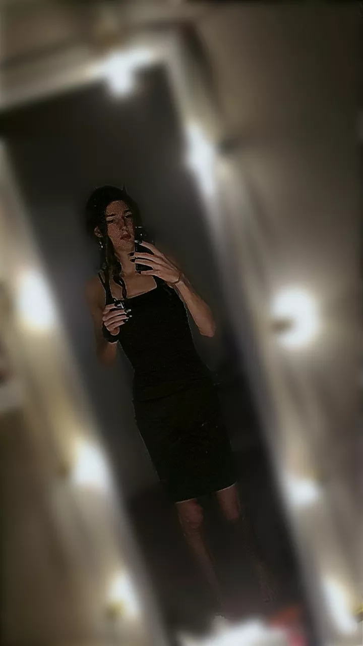 Would I trap you? 🥰