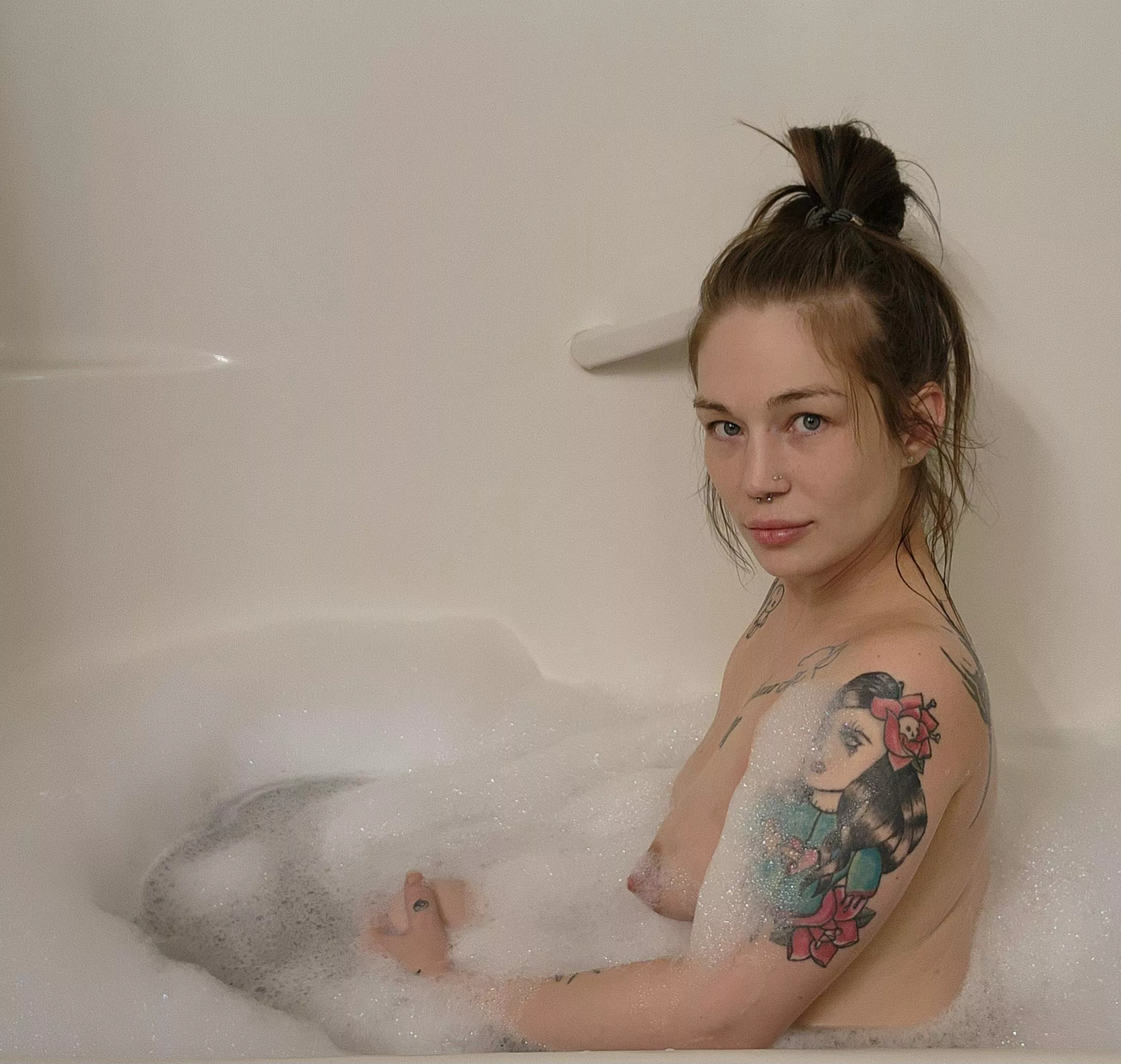 65% off only till Feb 4th +1.3k media CUSTOMS