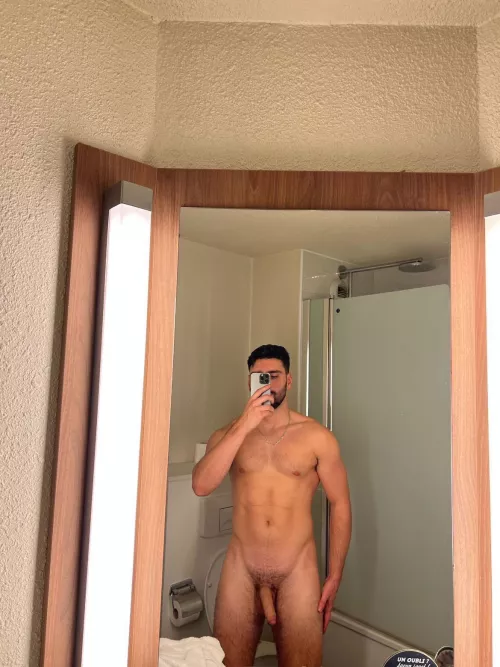 Daddy needs a couple holes, any volunteers?