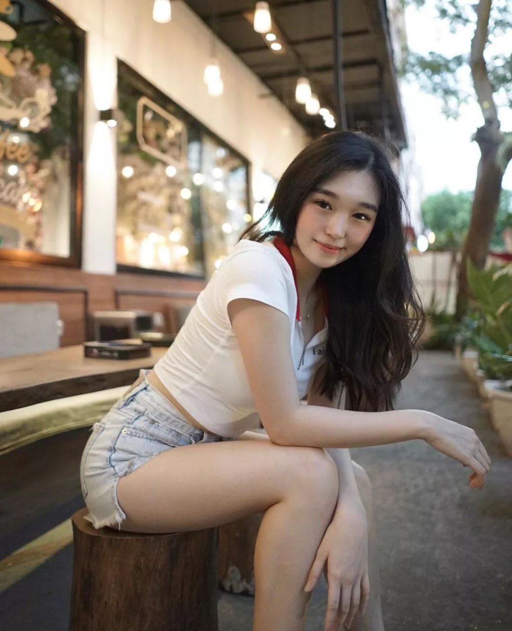 Do you a “thigh guy”?