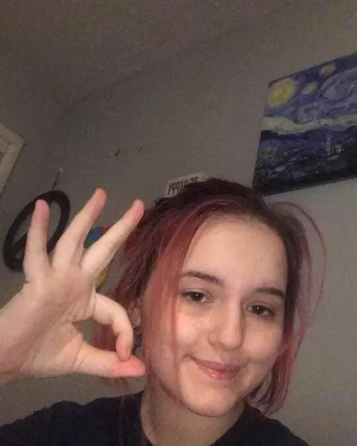 [domme] arrows up let mommy judge and humiliate your tiny thing comment your pathetic size and show mommy the clit to humiliate you deserve nothing more than punishment losers